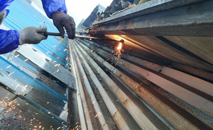 莫艺彩钢瓦翻新方法 莫艺彩钢瓦翻新方法